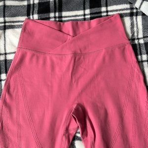 Alphalete surface path leggings